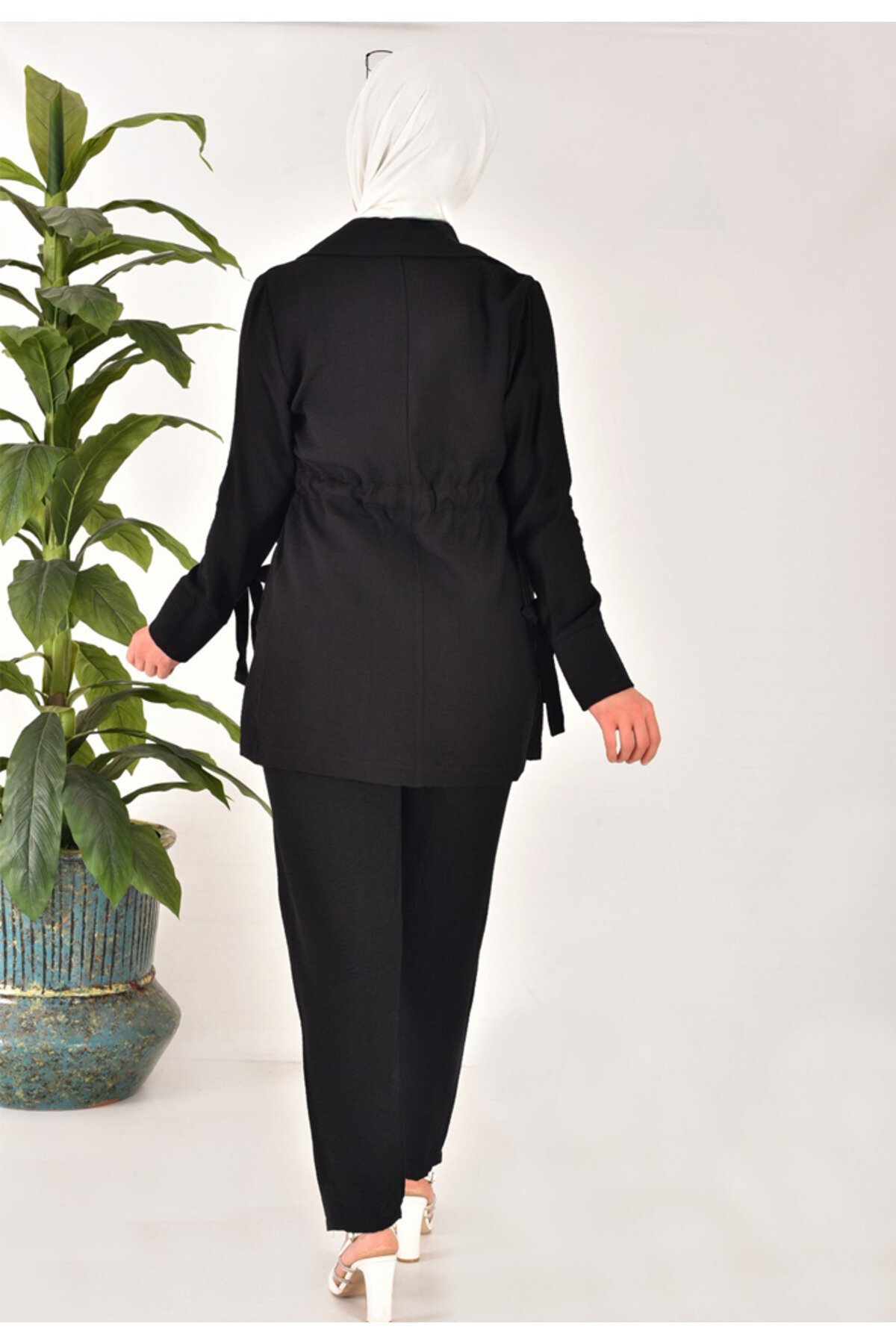 Three-Piece Crepe Stone Detail Modest Set - Black - Bycoolest Butik