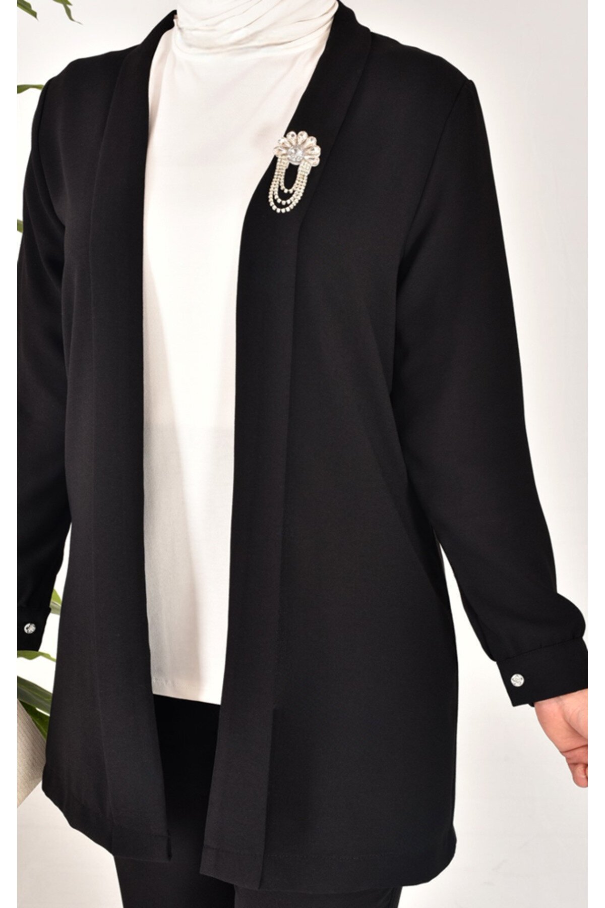 Three-Piece Crepe Stone Detail Modest Set - Black - Bycoolest Butik