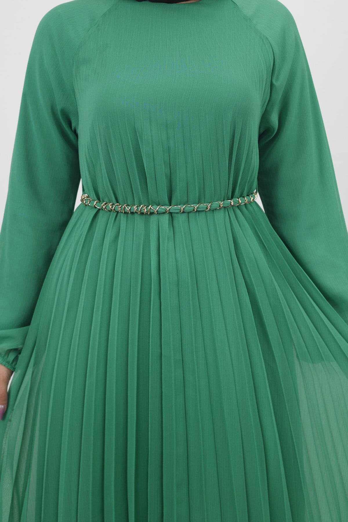 Pleated Chiffon Chain-Belted Modest Dress - Green - İkoll