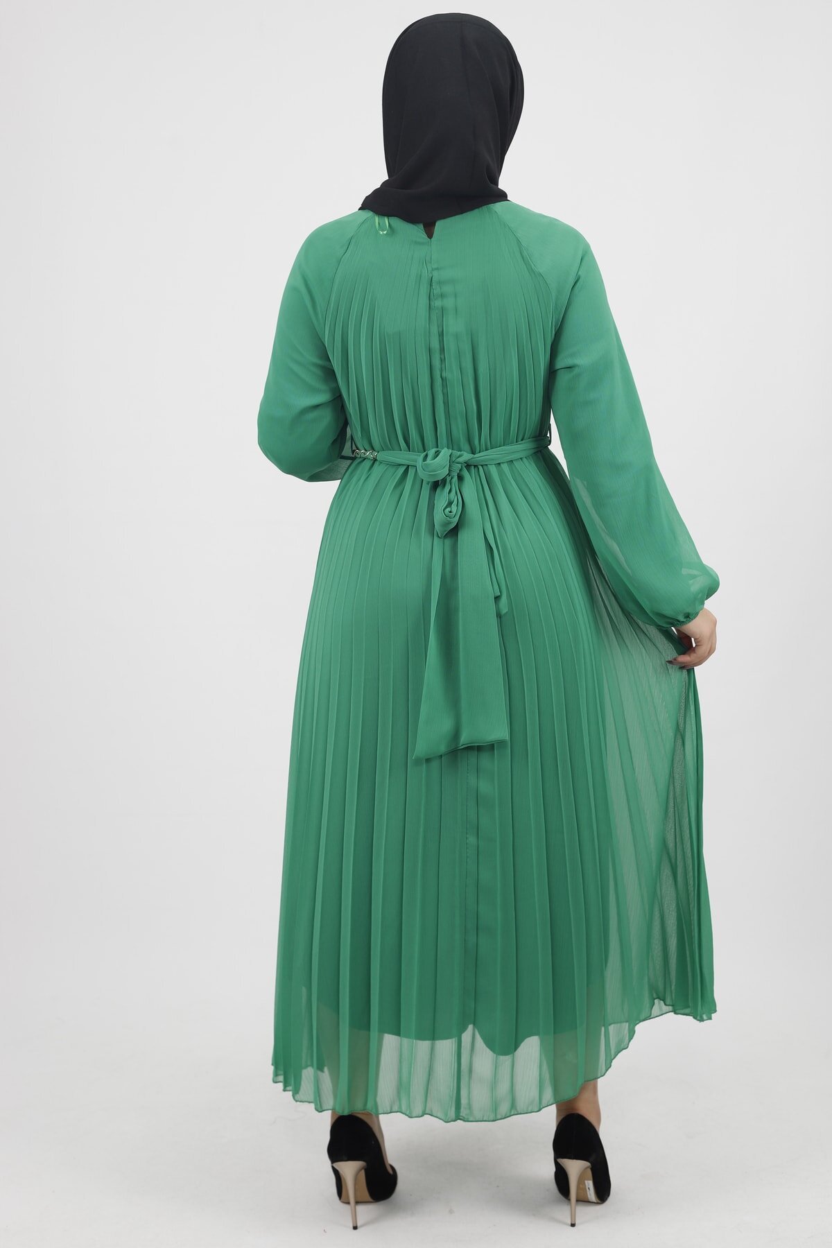 Pleated Chiffon Chain-Belted Modest Dress - Green - İkoll
