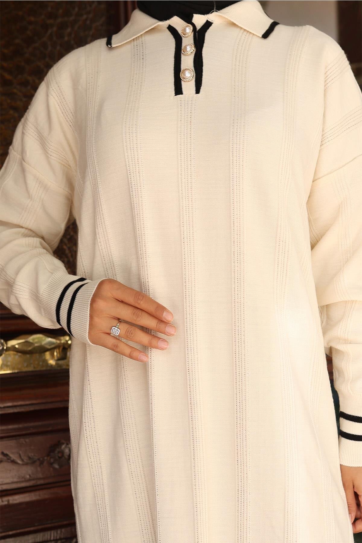 Knit Button-Detail Modest Dress - White - Modamihram
