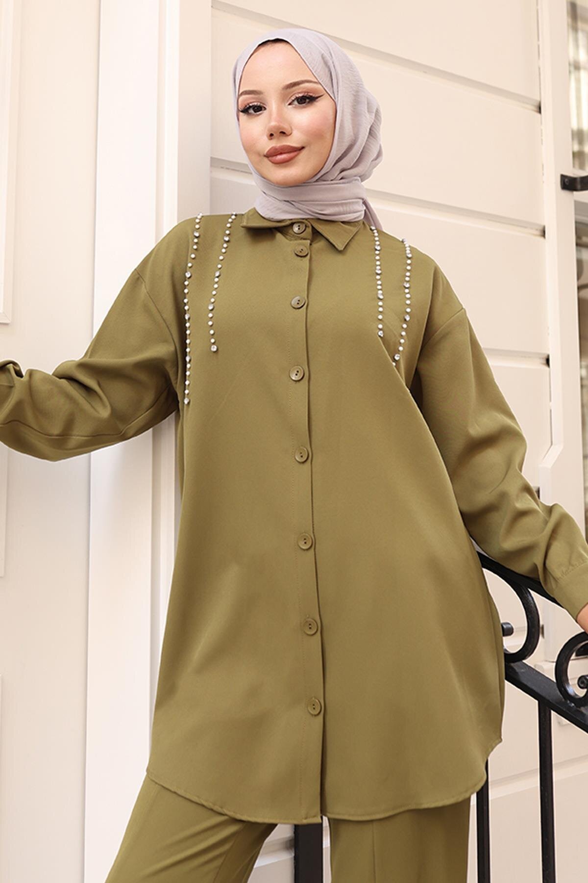 طقم محتشم ثنائي لون كاكي بتفاصيل لؤلؤ - Modamihram