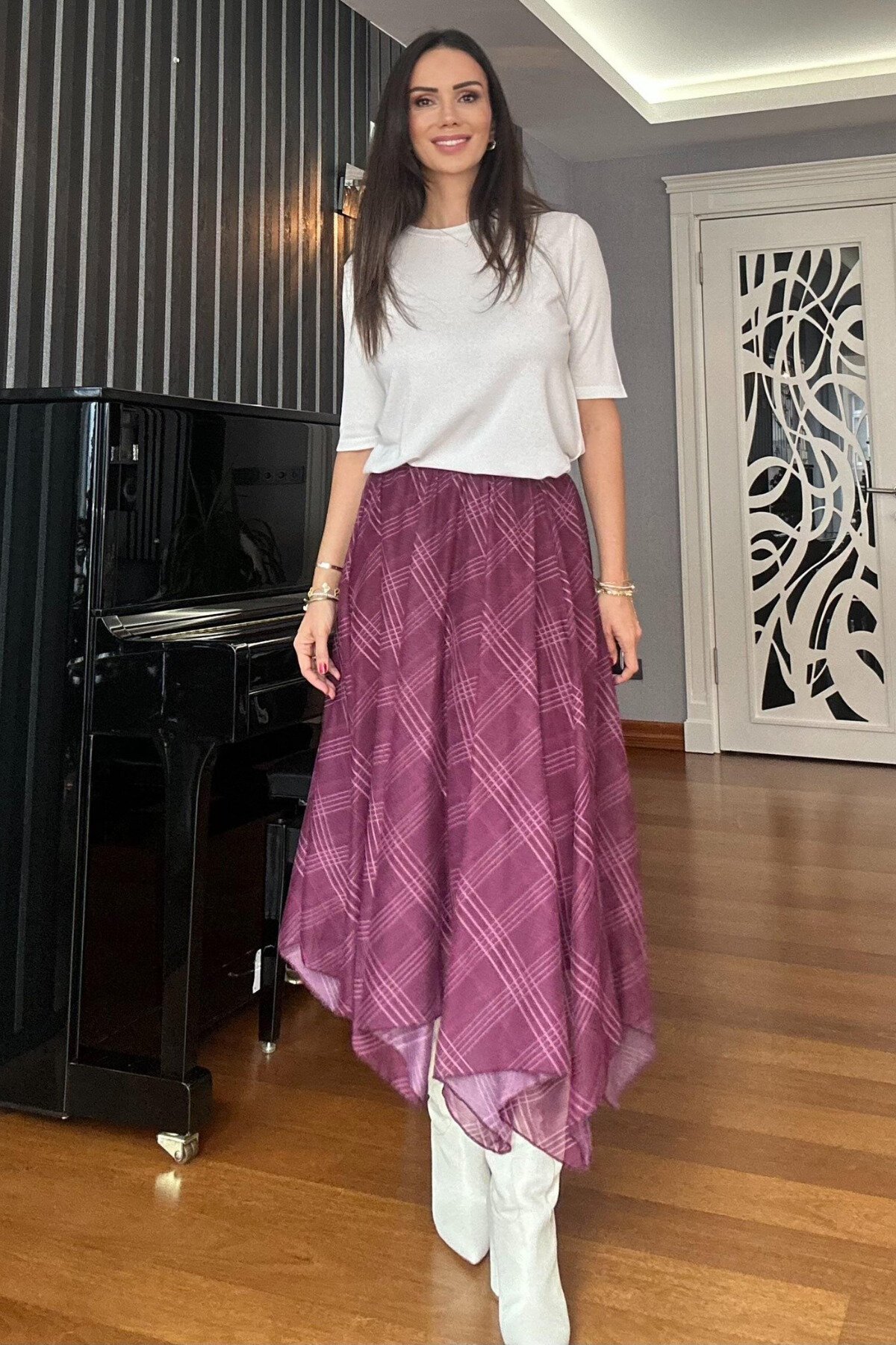 Asymmetrical Plaid Chiffon Elastic Waist Modest Skirt - Burgundy - MOZENA