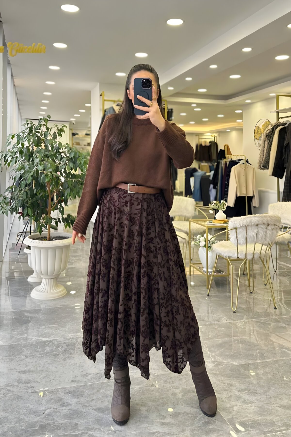 Kahverengi Dantel İşlemeli Asimetrik Kesim Tesettür Etek - MOZENA