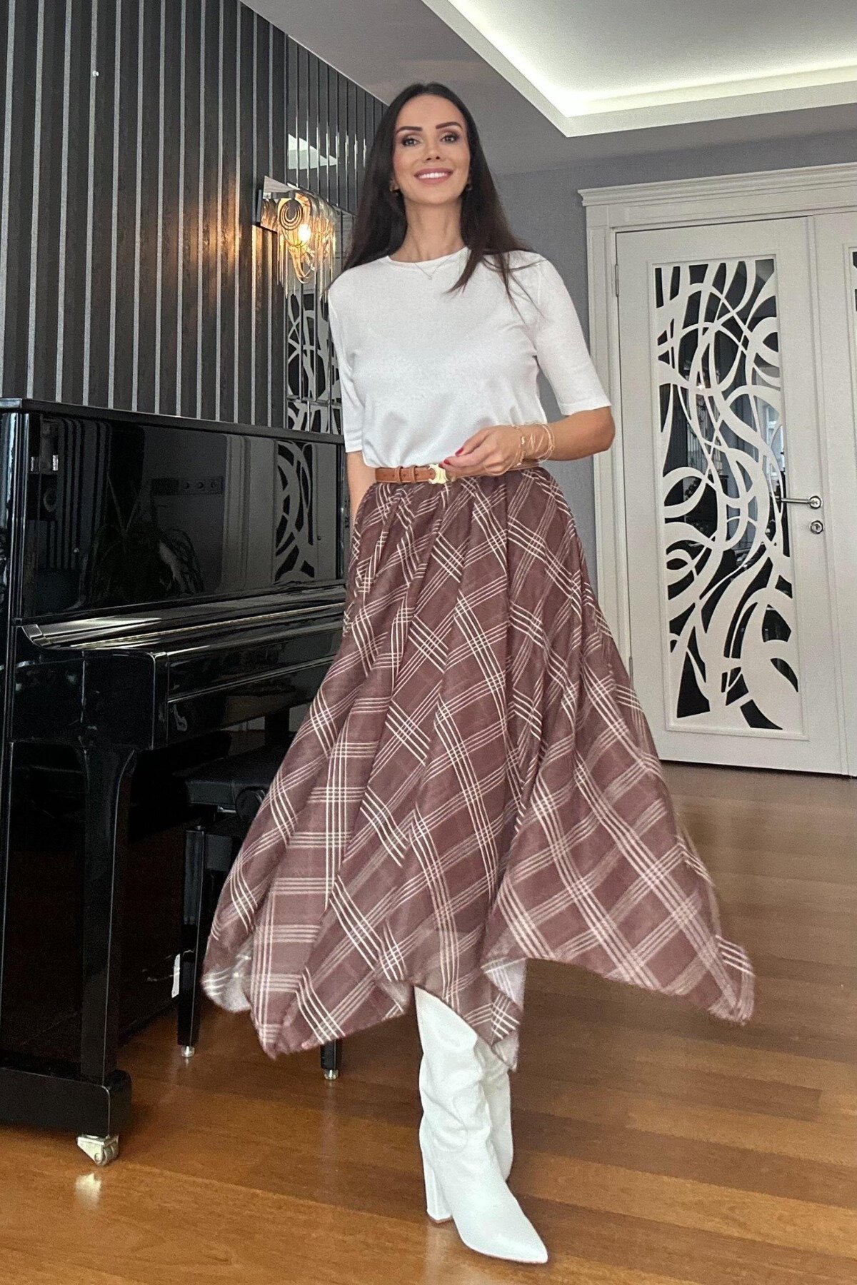 Asymmetrical Plaid Chiffon Elastic Waist Modest Skirt - Brown - MOZENA