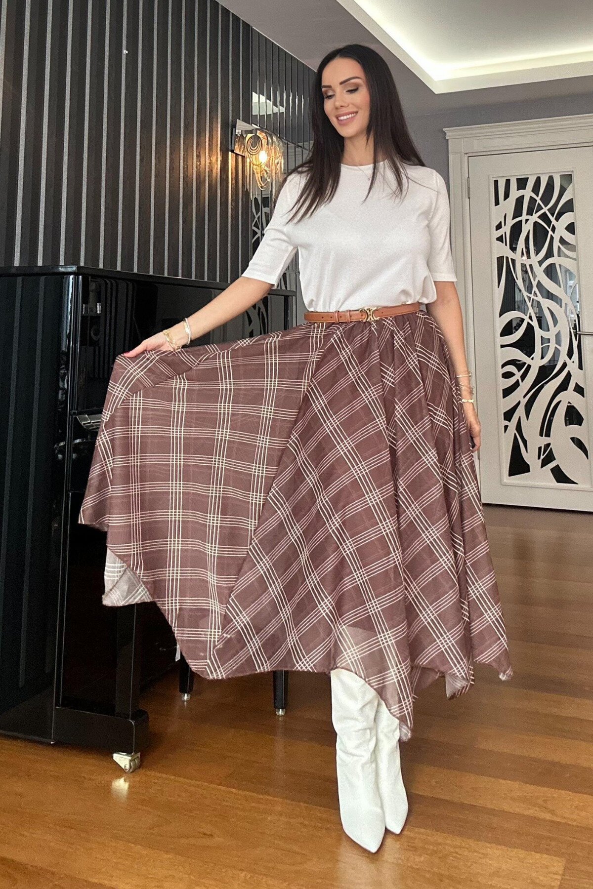 Asymmetrical Plaid Chiffon Elastic Waist Modest Skirt - Brown - MOZENA