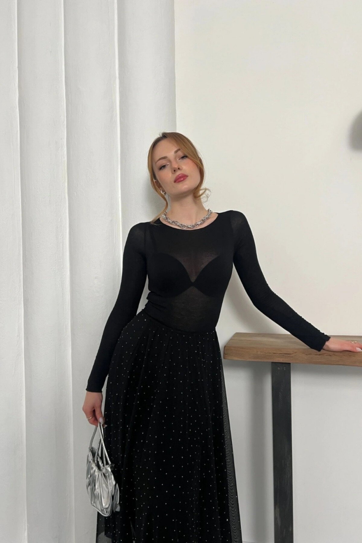 Asymmetrical Chiffon Elastic Waist Stone-Detail Skirt - Black - MOZENA