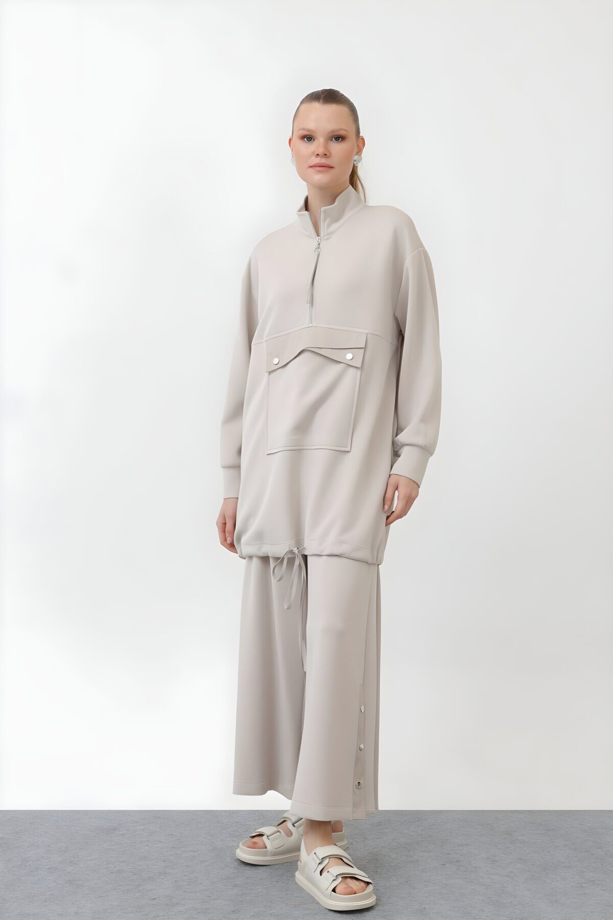 Bej İkili Modal Kumaş Fermuar Kese Detaylı Tesettür Takım - Puane