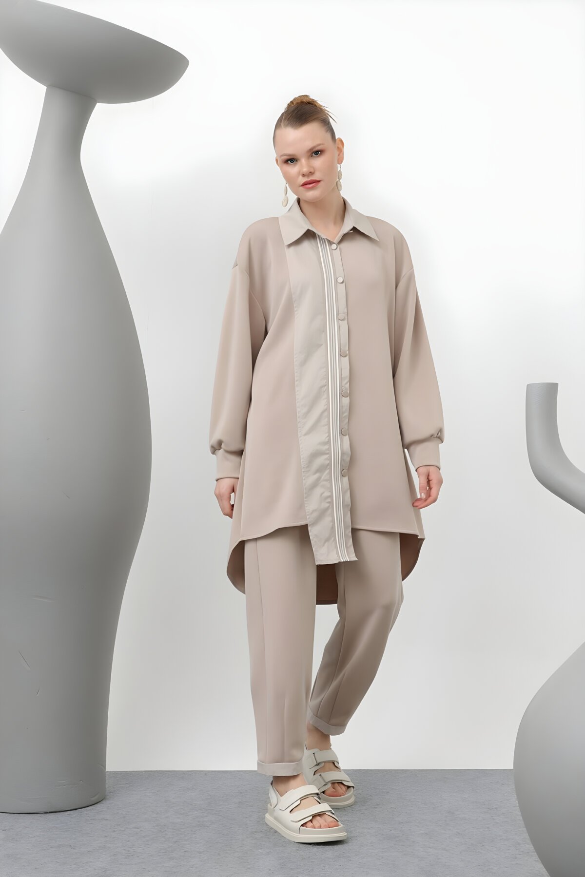 Bej İkili Modal Kumaş Paraşüt Garnili Tesettür Takım - Puane