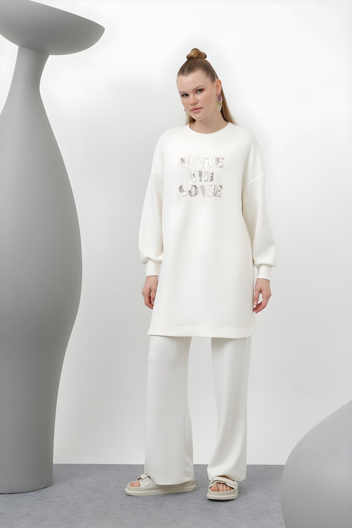 Ekru İkili Pul Yazı Detaylı Tesettür Takım - Puane