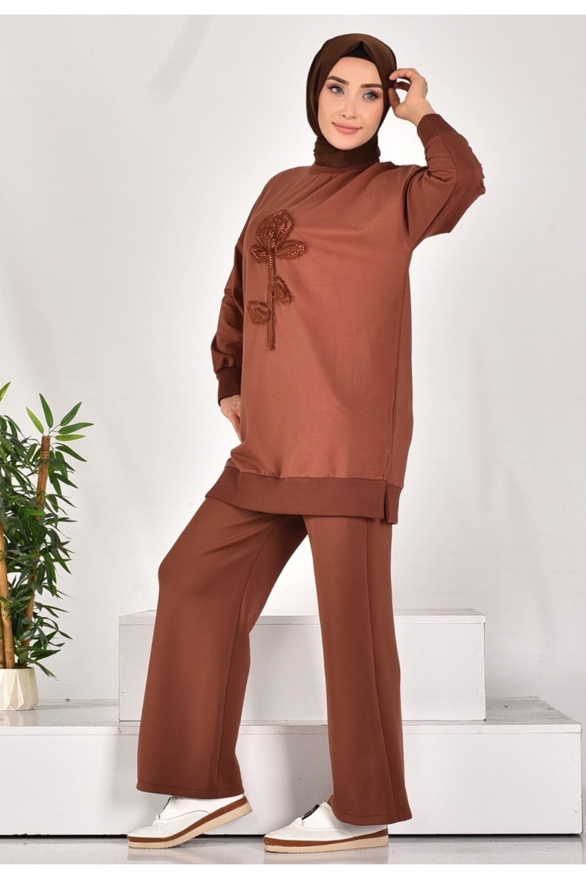Double-Knit Pearl Embroidered Modest Tunic - Coffee - Puane
