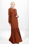 Kahverengi Çiçek Detaylı Fiyonklu Büzgülü Tesettür Elbise