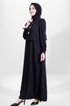 Siyah Düğme Detaylı Kolu Büzgülü Tesettür Elbise