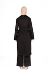 Siyah Yakası Broş Detaylı Kürklü Tesettür Kaban