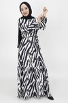 Siyah Zebra Desenli Şifon Kumaş Tesettür Elbise