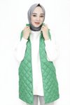 Yeşil Kapitone Cepli Tesettür Yelek