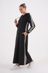 Siyah Uzun Spor Şeritli Tesettür Elbise