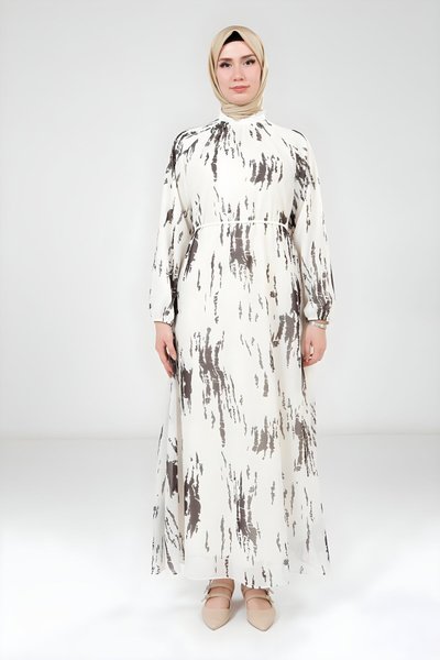 Beyaz Siyah Baskılı Tesettür Elbise