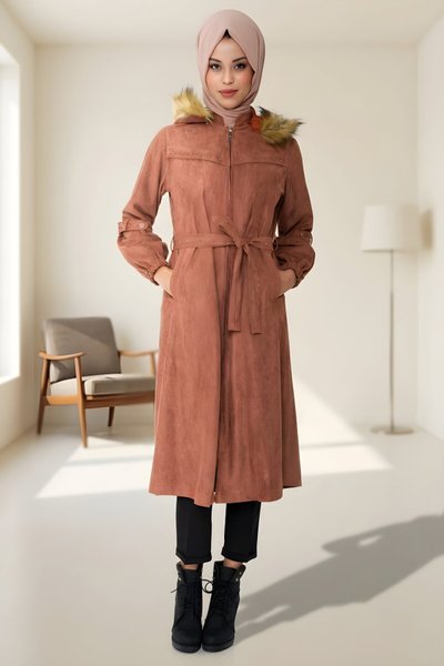 Kahverengi Kürk Kapüşonlu Kuşaklı Tesettür Kaban
