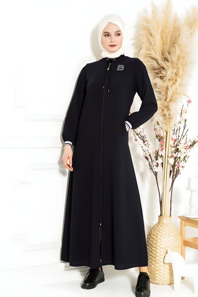 Lacivert Taş İşlemeli Broş Detaylı Banu Ferace