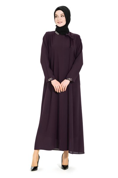 Mürdüm Zincir Aksesuar Detaylı Yakası Fiyonklu Ferace