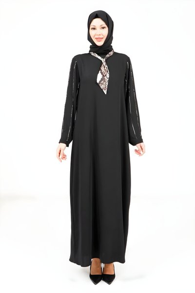 Siyah Fularlı Tesettür Elbise