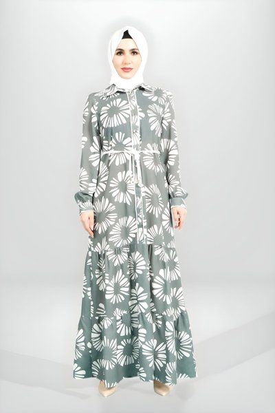 Yeşil Desenli Önü Düğmeli Eteği Fırfırlı Tesettür Elbise