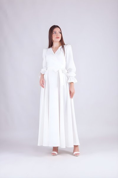 Beyaz Uzun Kol Kruvaze Yaka Tesettür Abiye Elbise