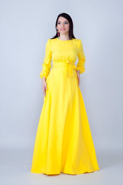 فستان سهرة محتشم طويل أصفر بأكمام مزمومة وحزام