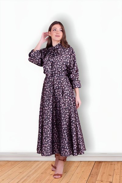 Siyah Çiçek Desenli Yarasa Kol Saten Tesettür Abiye Elbise