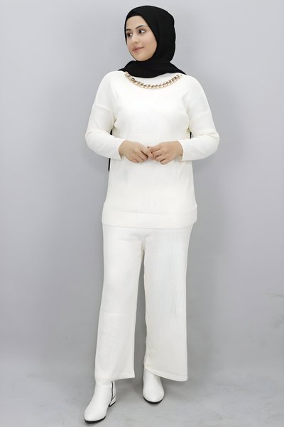 Ekru Balıkçı Yaka Zincir Detaylı Triko Tesettür Takım