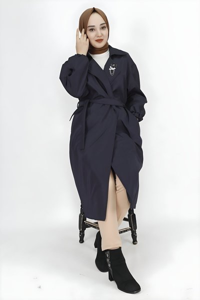 Lacivert Orta Boy Bondet Kumaş Broş Detaylı Trençkot