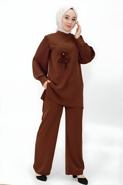 Kahve Jessica Kumaş Piliseli Kolları Broşlu İkili Tesettür Takım