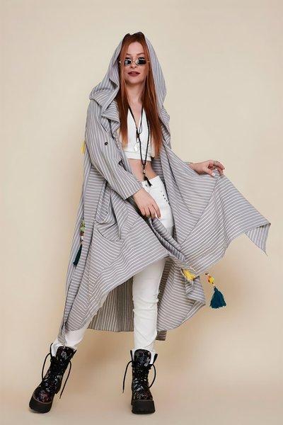 Gri Boho Mevsimlik Cadı Kapüşonlu Cepli Panço