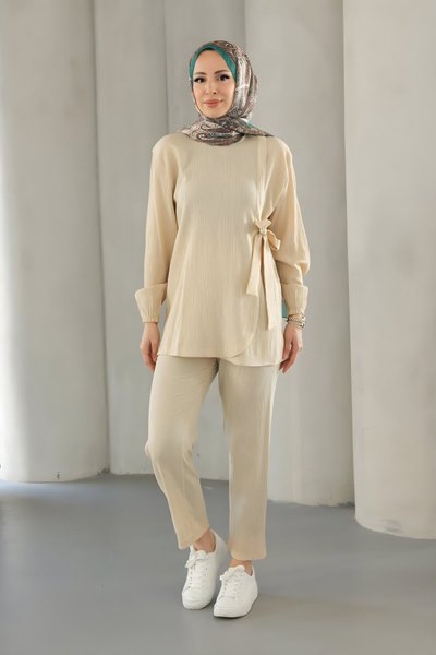 Bej İkili Bağlama Detaylı Tesettür Takım