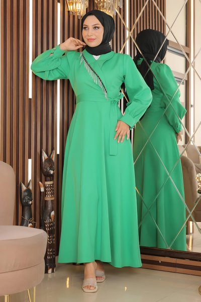 Yeşil Taş Püsküllü Tesettür Elbise