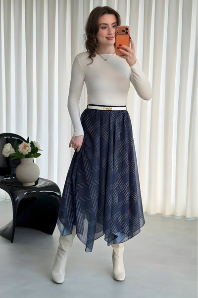 Lacivert Ekose Desenli Asimetrik Kesim Tesettür Etek