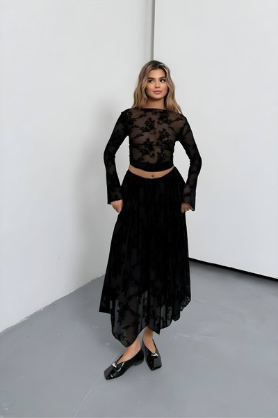 Siyah Asimetrik Kesim Dantel Detay Tesettür Etek