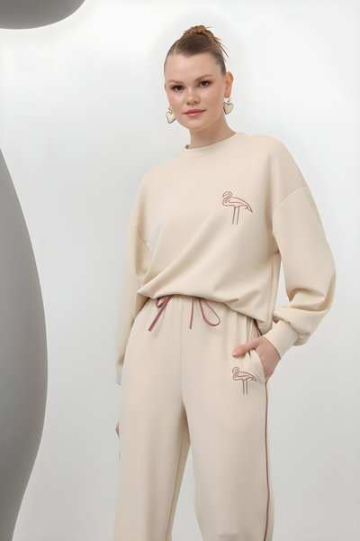 Bej Modal Kumaş İkili Kuş Nakış Detaylı Tesettür Takım