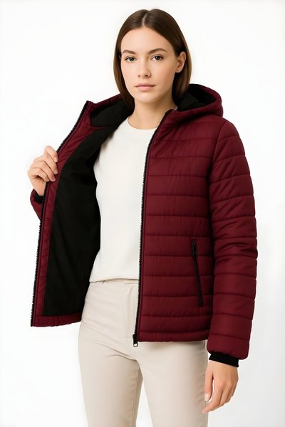 Bordo Su İtici Kapüşonlu Fermuarlı Kapitone Astarlı Tesettür Mont