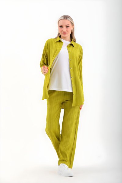 Yeşil Üçlü Gömlek Pantolon T-shirt Takım