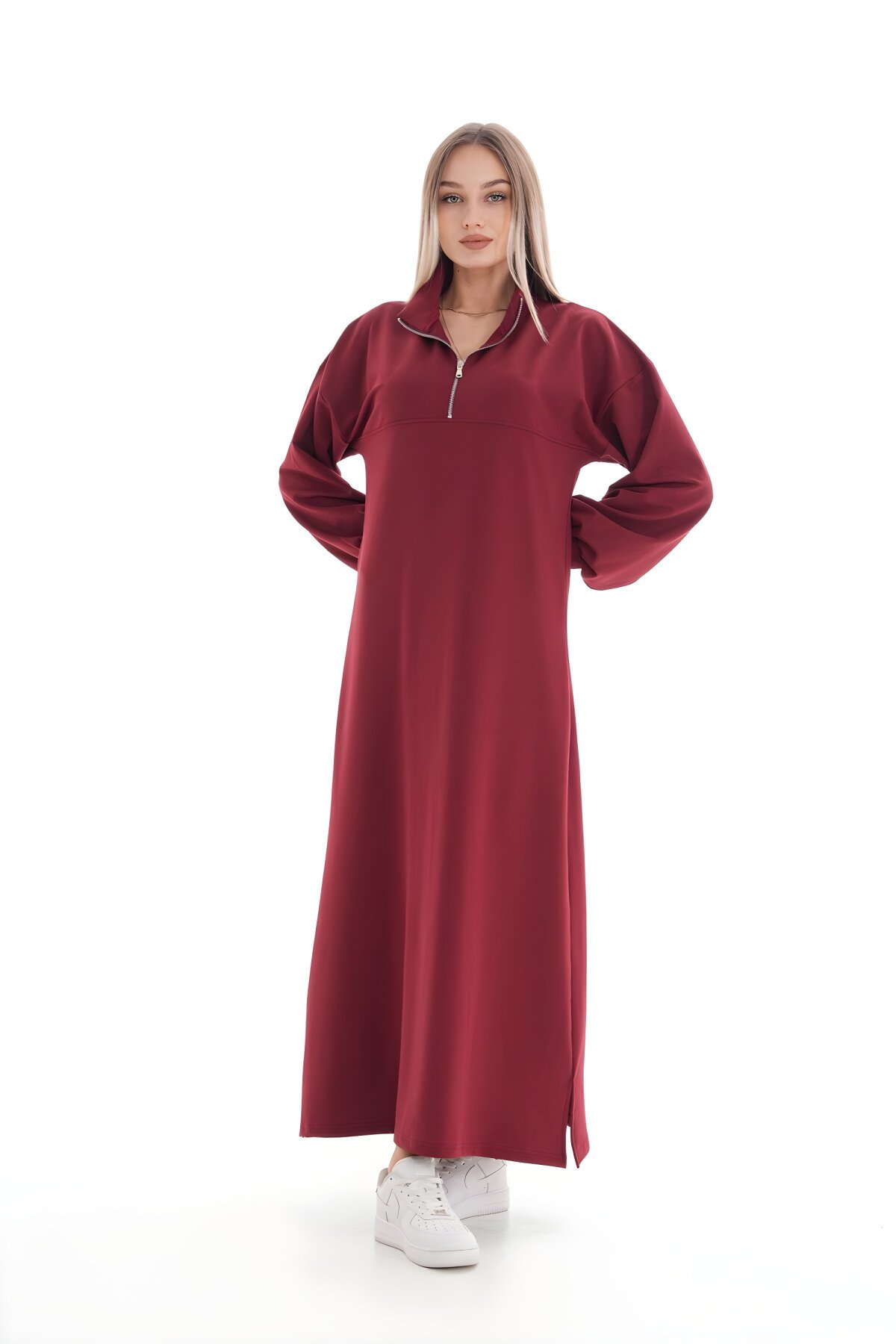 Bordo Boğazlı Spor Yarım Fermuar Hakim Yaka Tesettür Elbise - Westbound