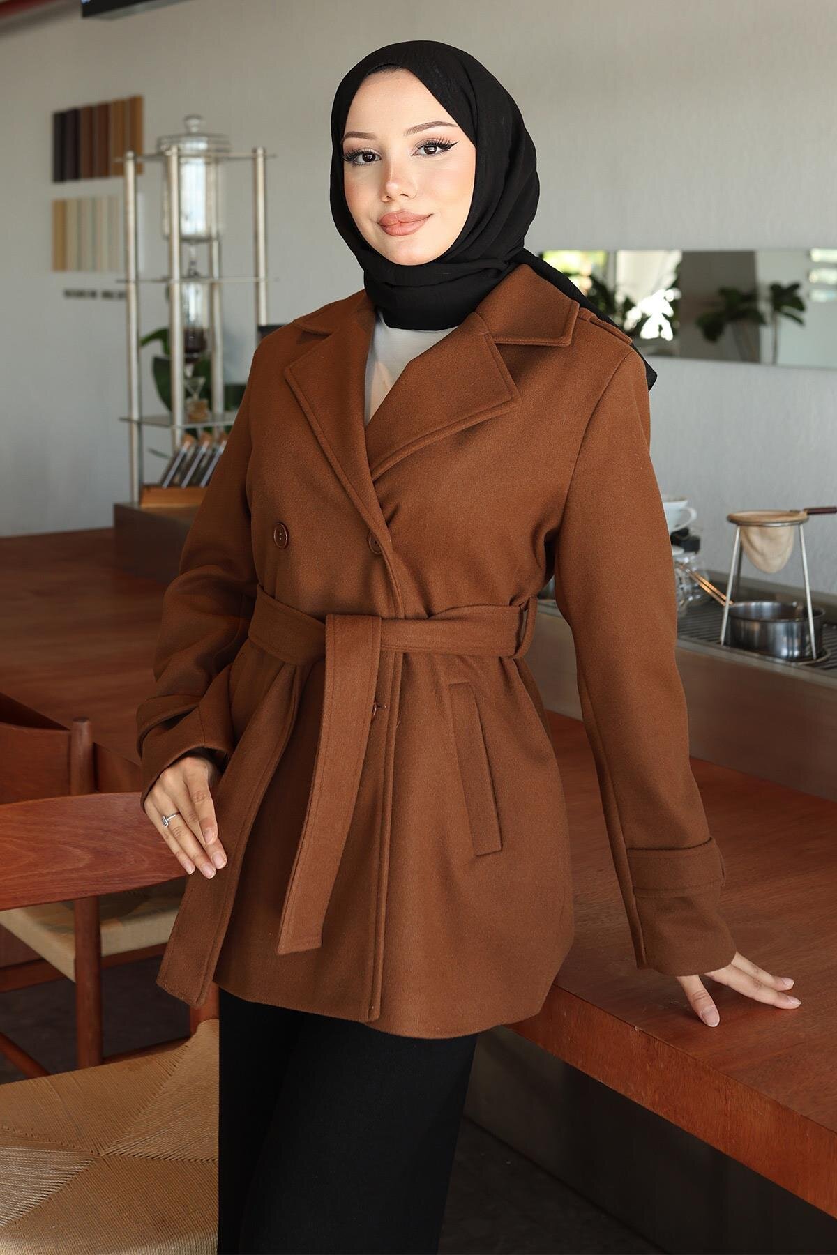 Melton Button-Detailed Winter Coat - Brown - Modamihram