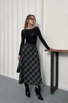 Siyah Ekose Desenli Kemer Detaylı Etek