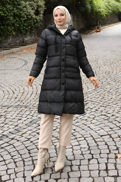 Siyah Şişme Kapüşonlu Mont