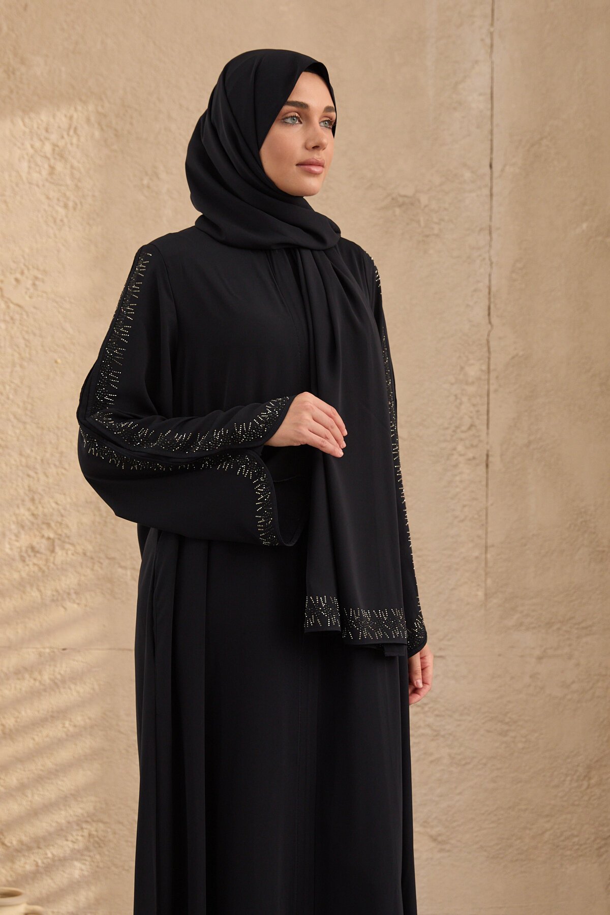 طقم فيراجة نيلي بتصميم خاص بشال - Agra Prive