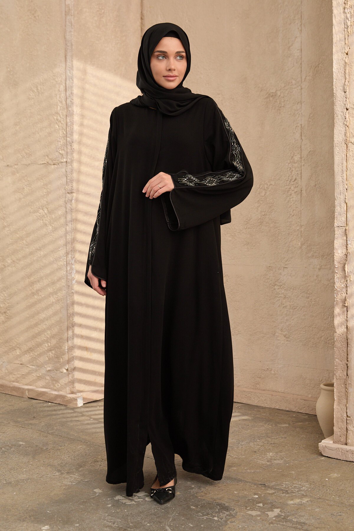 Special Design Stone-Embellished Abaya - Black - Agra Prive