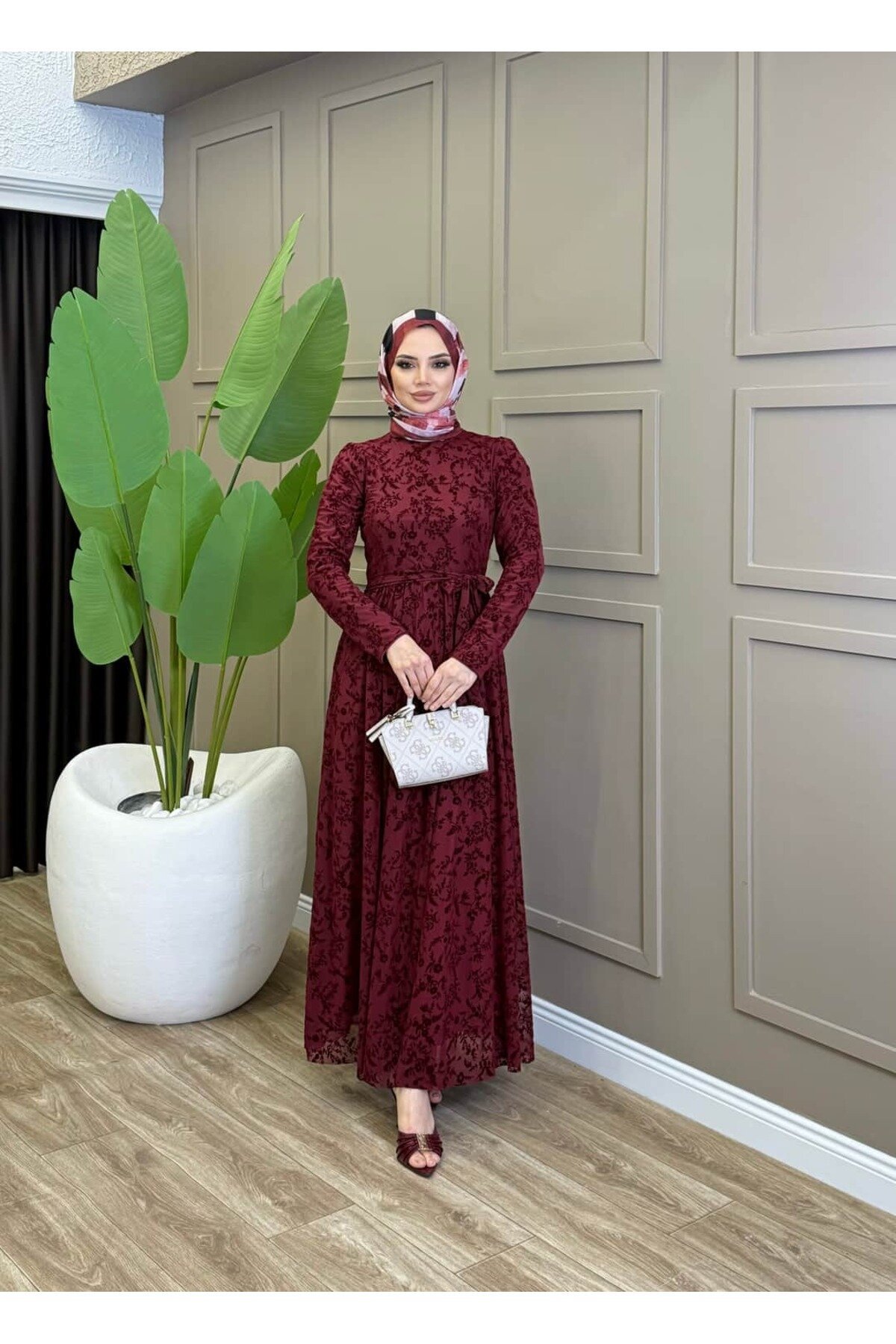 Bordo Flok Desen Kuşaklı Elbise - ALLİNOFFİCİAL