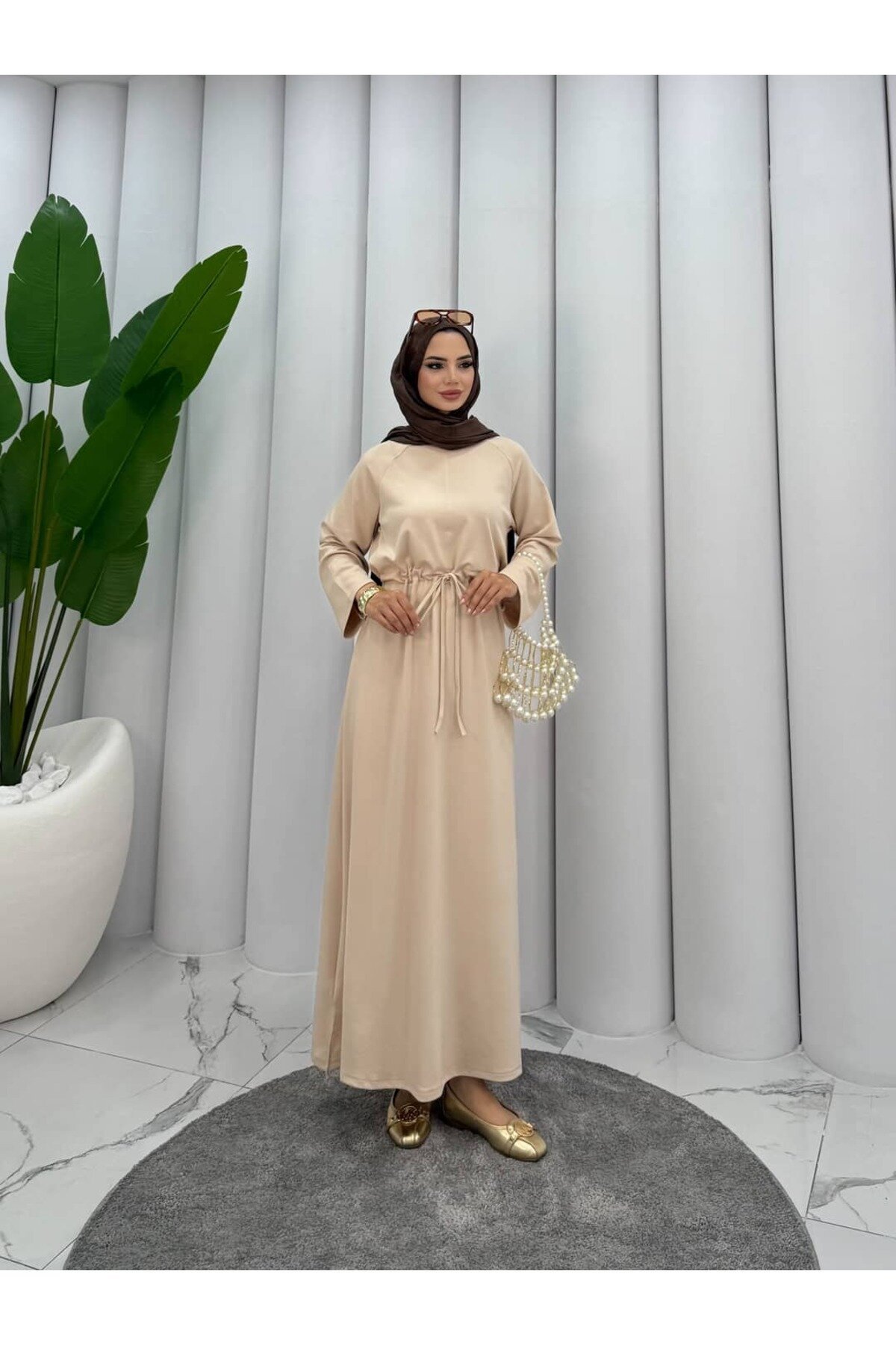 فستان محتشم كريمي بتفاصيل نفق - ALLİNOFFİCİAL