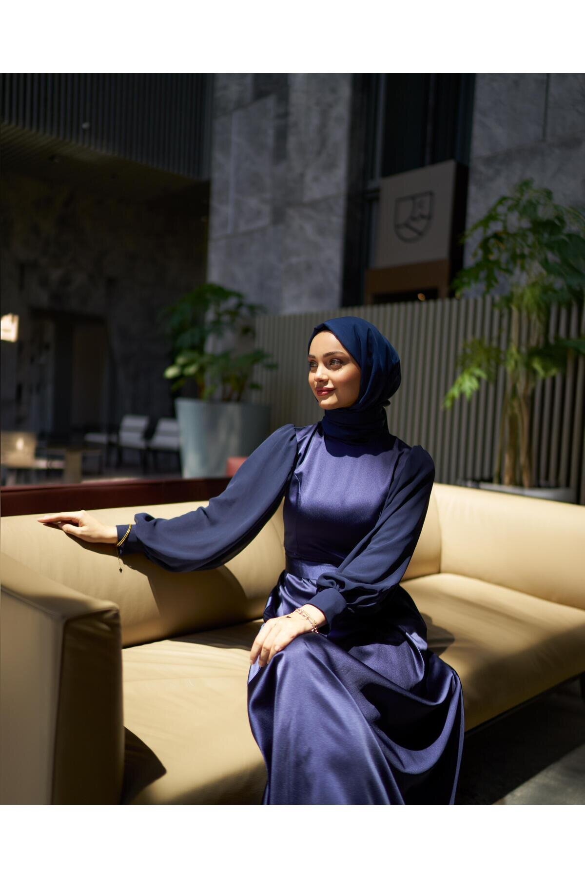 Satin Chiffon-Detail Evening Dress - Navy - Azeem